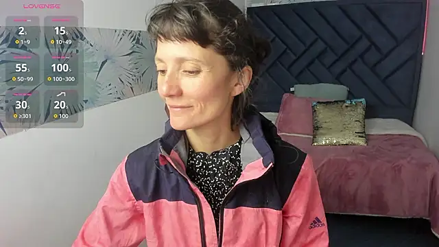 Valery More   online show from March 2026 01:13:01 PM