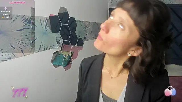 Valery More   online show from March 2026 01:04:02 PM