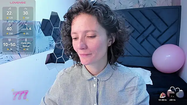 Snapshot of Valery_More__ chatting on June 2026 01:20:02 PM Valery More online show from June 2026 01:20:02 PM