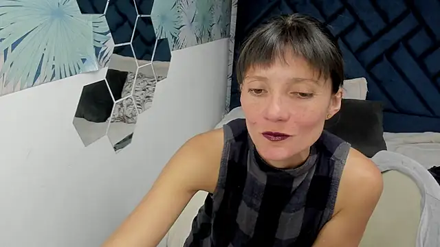 Valery More   online show from October 2025 12:50:02 PM
