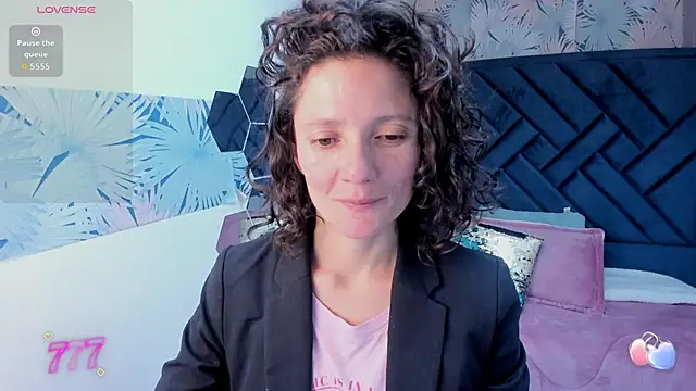 Snapshot of Valery_More__ chatting on May 2026 01:08:02 PM Valery More online show from May 2026 01:08:02 PM