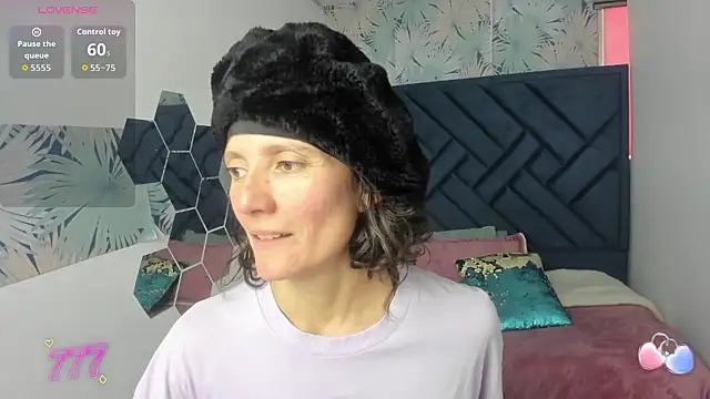 Valery More   online show from March 2026 01:04:01 PM