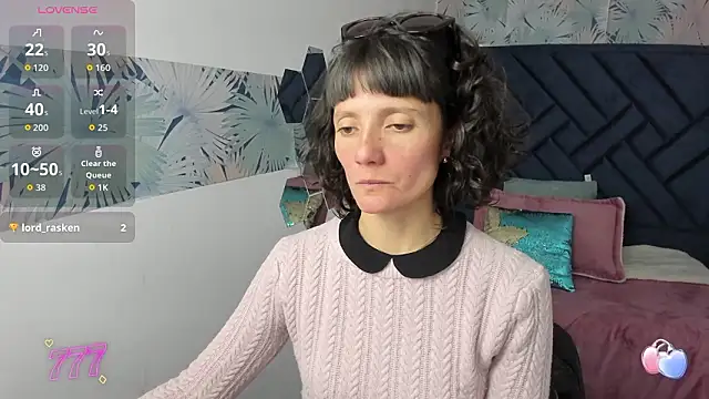 Valery More   online show from March 2026 02:33:01 PM