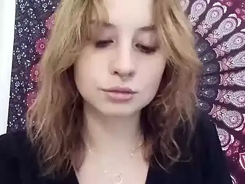 AdalynKiss online show from October 2025 05:19:02 AM