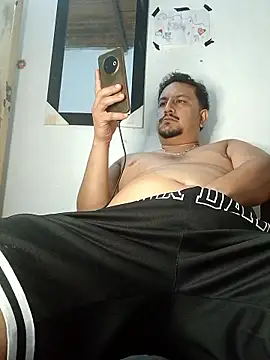 Snapshot of Tequilamaster chatting on June 2026 03:30:01 AM Tequilamaster online show from June 2026 03:30:01 AM