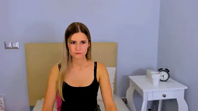 CatrinAmore online show from November 2025 07:23:02 AM