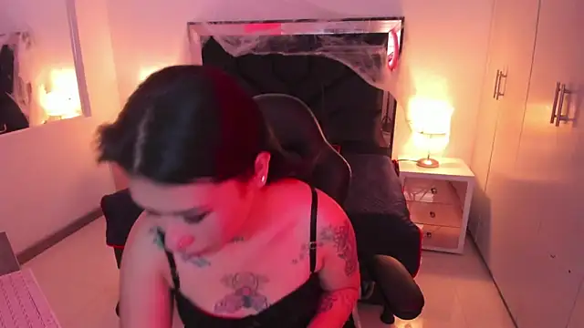 SusanVilla online show from October 2025 07:44:02 PM