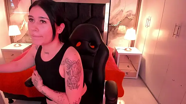 SusanVilla online show from January 2026 07:40:01 PM