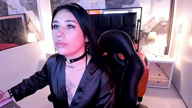Snapshot of SusanVilla chatting on May 2026 07:57:01 PM SusanVilla online show from May 2026 07:57:01 PM