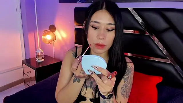 Snapshot of SusanVilla chatting on June 2026 11:59:02 AM SusanVilla online show from June 2026 11:59:02 AM