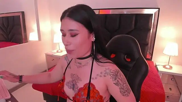 SusanVilla online show from November 2025 07:50:02 PM