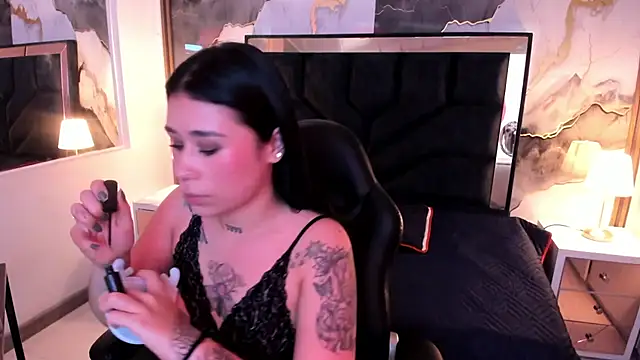 SusanVilla online show from December 2025 09:26:02 PM