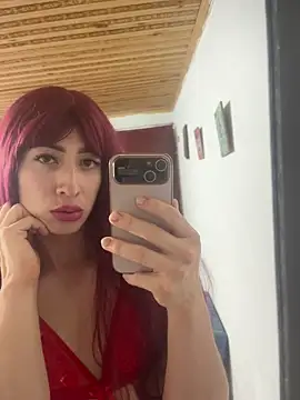 NICOLLE  12 online show from October 2025 12:28:02 PM