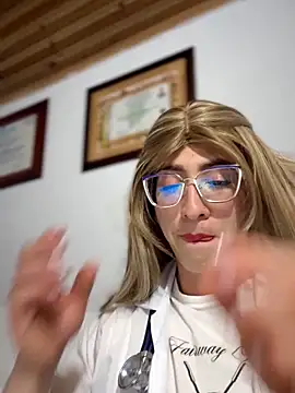 NICOLLE  12 online show from February 2026 03:15:01 AM