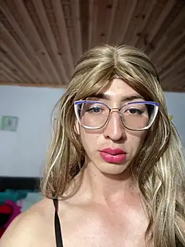 NICOLLE  12 online show from December 2025 07:29:01 PM