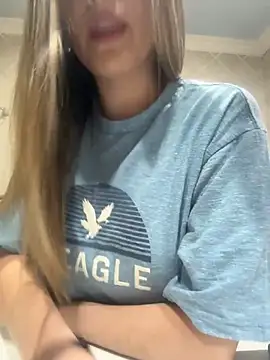 Miia Millerr online show from November 2025 04:56:01 AM