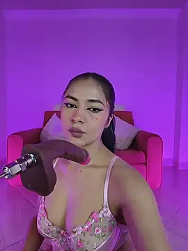 In-Ur-dreams online show from March 2026 07:50:02 PM