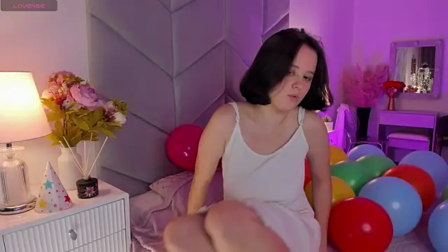 Snapshot of Violet_Ferguson chatting on October 2025 11:23:02 AM Violet Ferguson online show from October 2025 11:23:02 AM