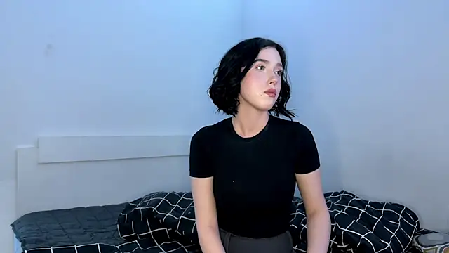 KayaNorth online show from October 2025 07:51:01 PM