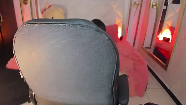 i kristi online show from February 2026 08:19:02 PM