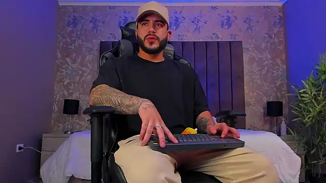 Dante Dimarco online show from October 2025 11:59:01 PM