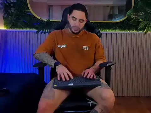 Dante Dimarco online show from November 2025 01:21:02 AM