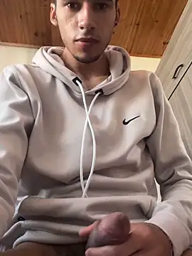 Snapshot of wiland_hot23 chatting on October 2025 01:37:02 PM wiland hot23 online show from October 2025 01:37:02 PM