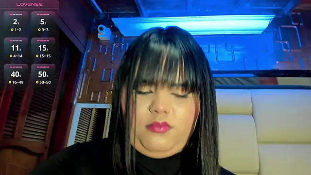 Snapshot of violet_milleer chatting on September 2025 02:12:02 PM violet milleer online show from September 2025 02:12:02 PM