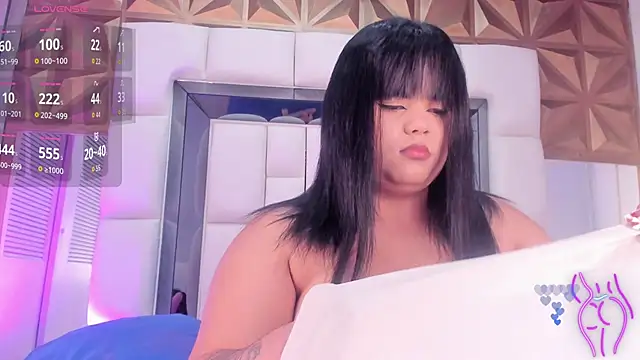 Snapshot of violet_milleer chatting on November 2025 07:07:02 PM violet milleer online show from November 2025 07:07:02 PM