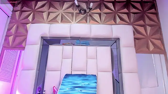 violet milleer online show from March 2026 07:21:01 PM