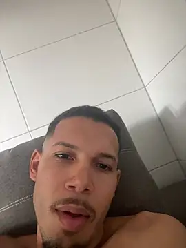 MCLZK online show from February 2026 07:56:01 PM