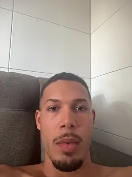 MCLZK online show from April 2026 05:39:01 PM