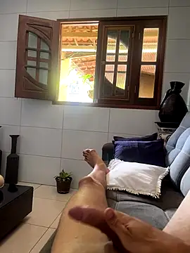 MCLZK online show from November 2025 06:08:01 PM