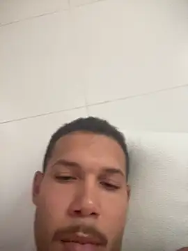 MCLZK online show from April 2026 06:01:01 PM