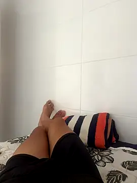 MCLZK online show from November 2025 06:01:02 PM