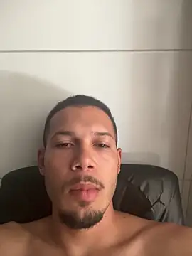 MCLZK online show from April 2026 06:04:02 PM