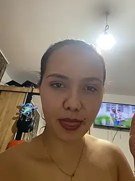 CamillaHessel online show from October 2025 12:01:01 AM