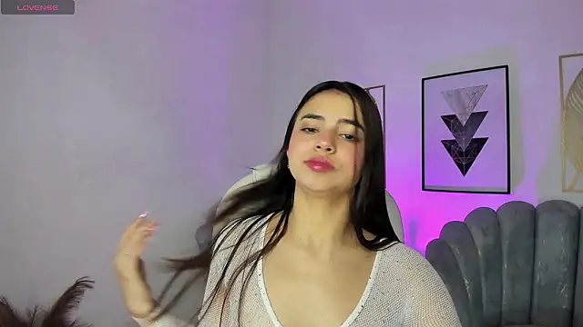 zharaa fox online show from February 2026 05:38:02 AM