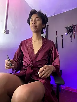 MadamLeRouge online show from November 2025 11:41:02 PM