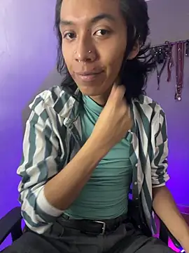 MadamLeRouge online show from November 2025 11:30:02 PM