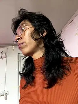 MadamLeRouge online show from November 2025 11:38:01 PM