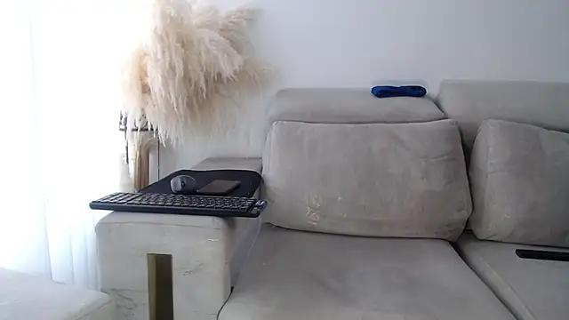 Snapshot of Adrew_fox chatting on November 2025 09:48:02 PM Adrew fox online show from November 2025 09:48:02 PM