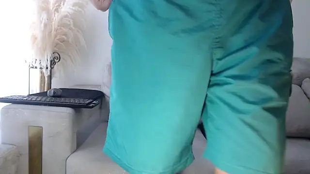 Snapshot of Adrew_fox chatting on November 2025 02:53:01 PM Adrew fox online show from November 2025 02:53:01 PM