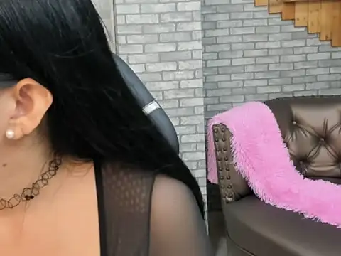 Alisonn Doll online show from October 2025 01:13:01 PM