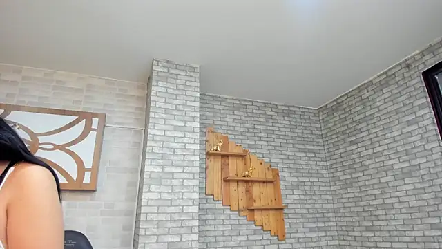 Alisonn Doll online show from November 2025 12:05:02 PM