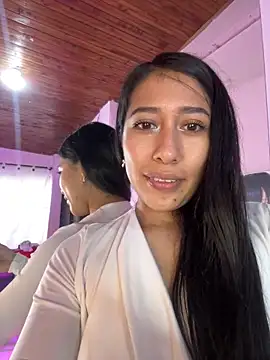 Amelia Rivas online show from May 2026 12:59:02 PM