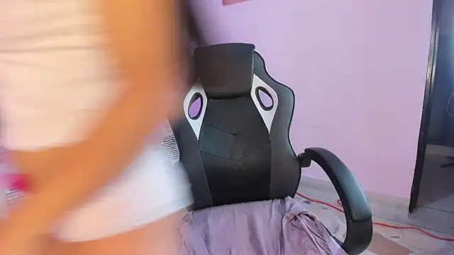 Amelia Rivas online show from February 2026 07:24:02 PM