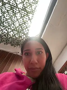 Amelia Rivas online show from May 2026 12:00:02 PM