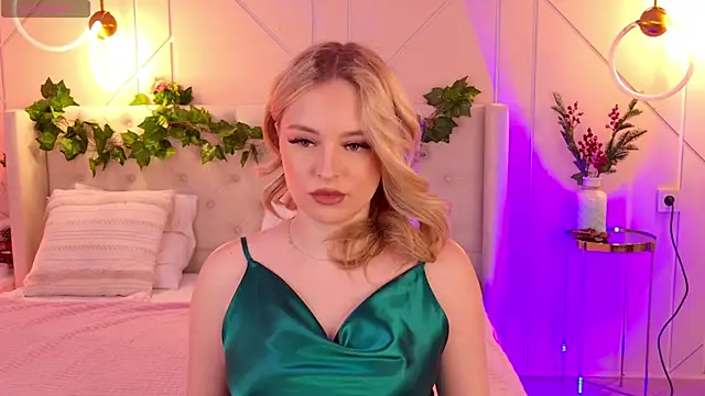 EllyLinn online show from March 2026 05:13:02 PM