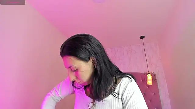 Snapshot of Iris__77 chatting on December 2025 11:53:01 AM Iris 77 online show from December 2025 11:53:01 AM